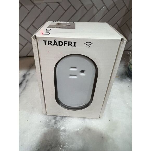 IKEA TRADFRI (TRÅDFRI) Wireless Control Outlet - Picture 1 of 4